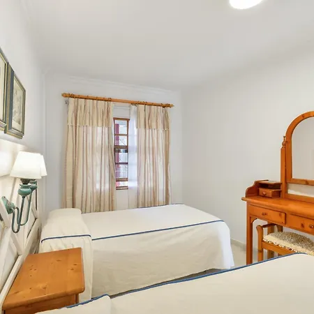 Апартаменты Playa Delphin 302 *