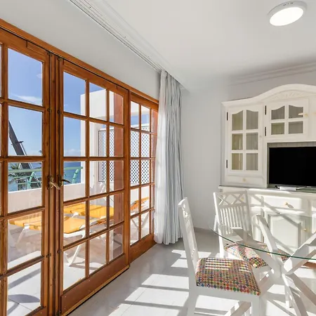 Playa Delphin 302 Апартаменты Пуэрто-Наос
