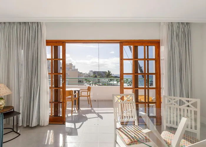 דירה Playa Delphin 302 *